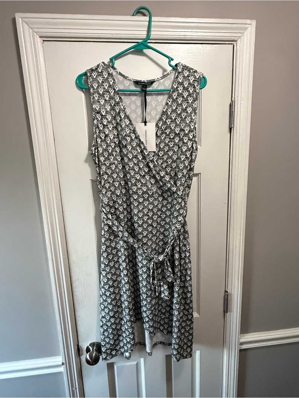 41 Hawthorn Black and White Printed Sleeveless Wrap Midi Dress